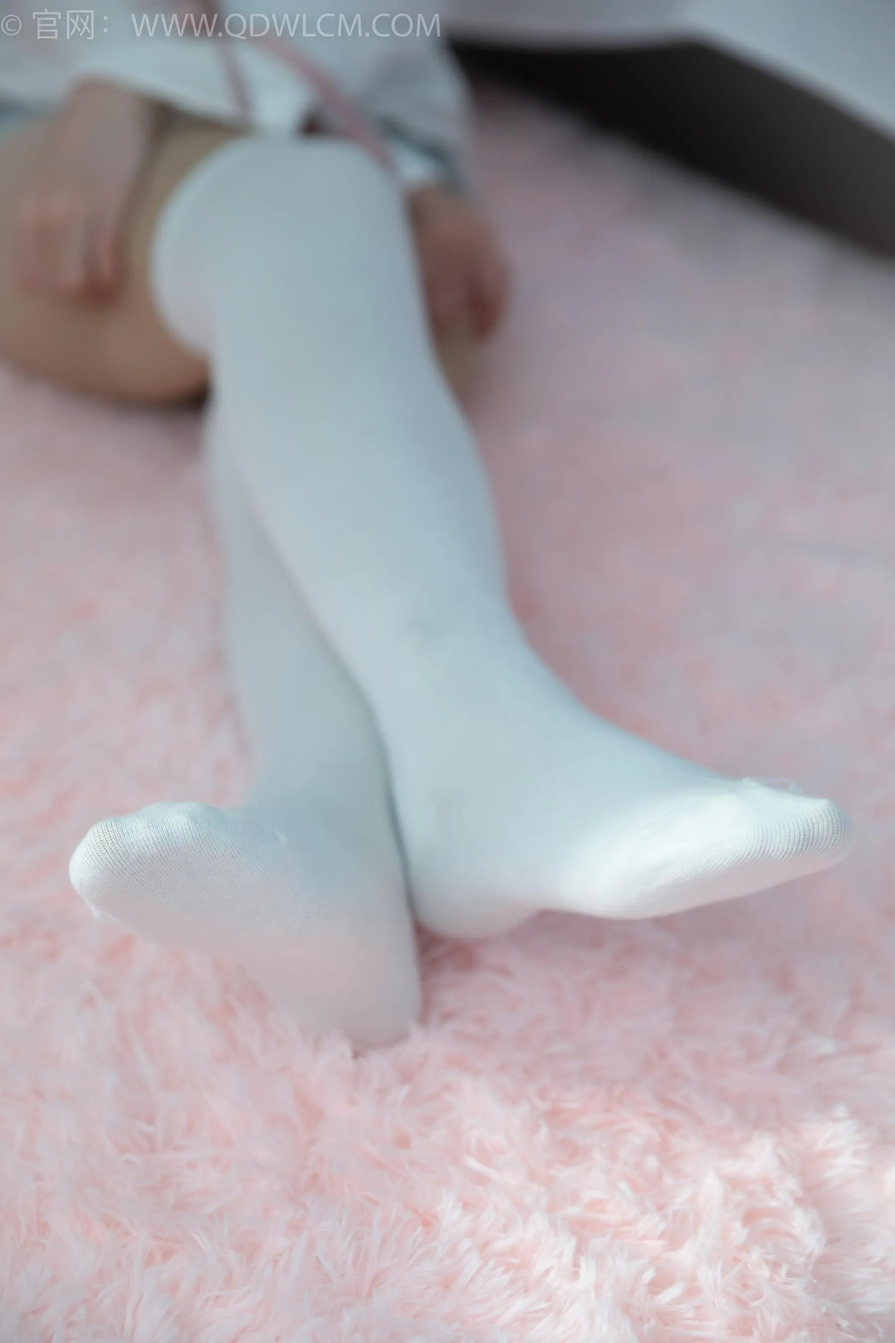 物恋传媒 NO.1509 婷婷-黑色的花 [162P]插图8